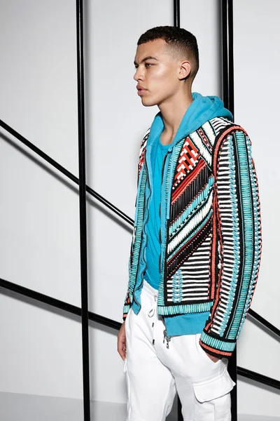 Look 27